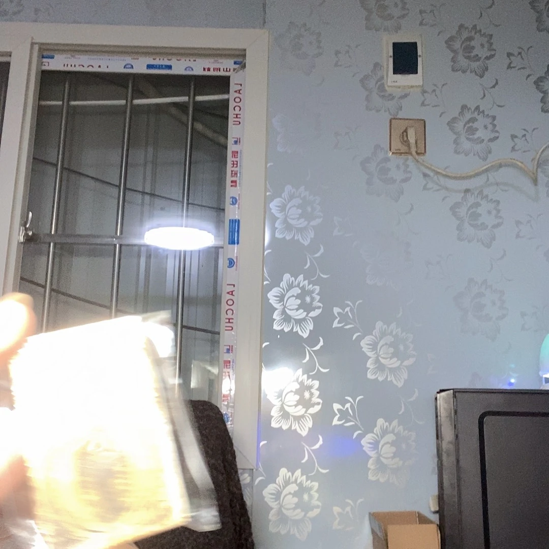 玖***梦铜552直播间福利打火机