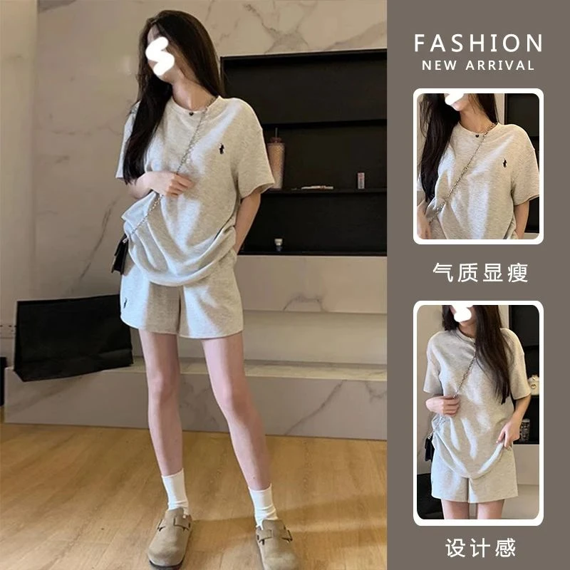 时髦孕妇装新款夏季休闲运动套装短袖上衣宽松舒适短裤洋气两件套