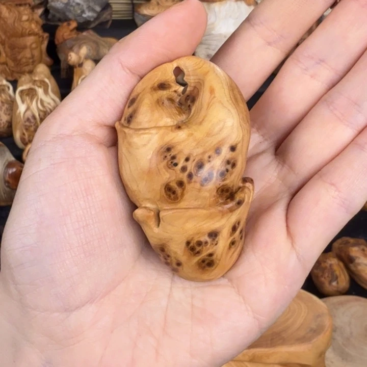 柏木（崖柏）手把件