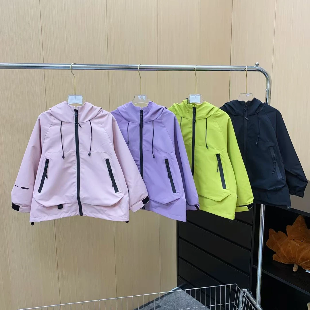 【鸟家同款】儿童25年春季新品户外防风连帽冲锋衣