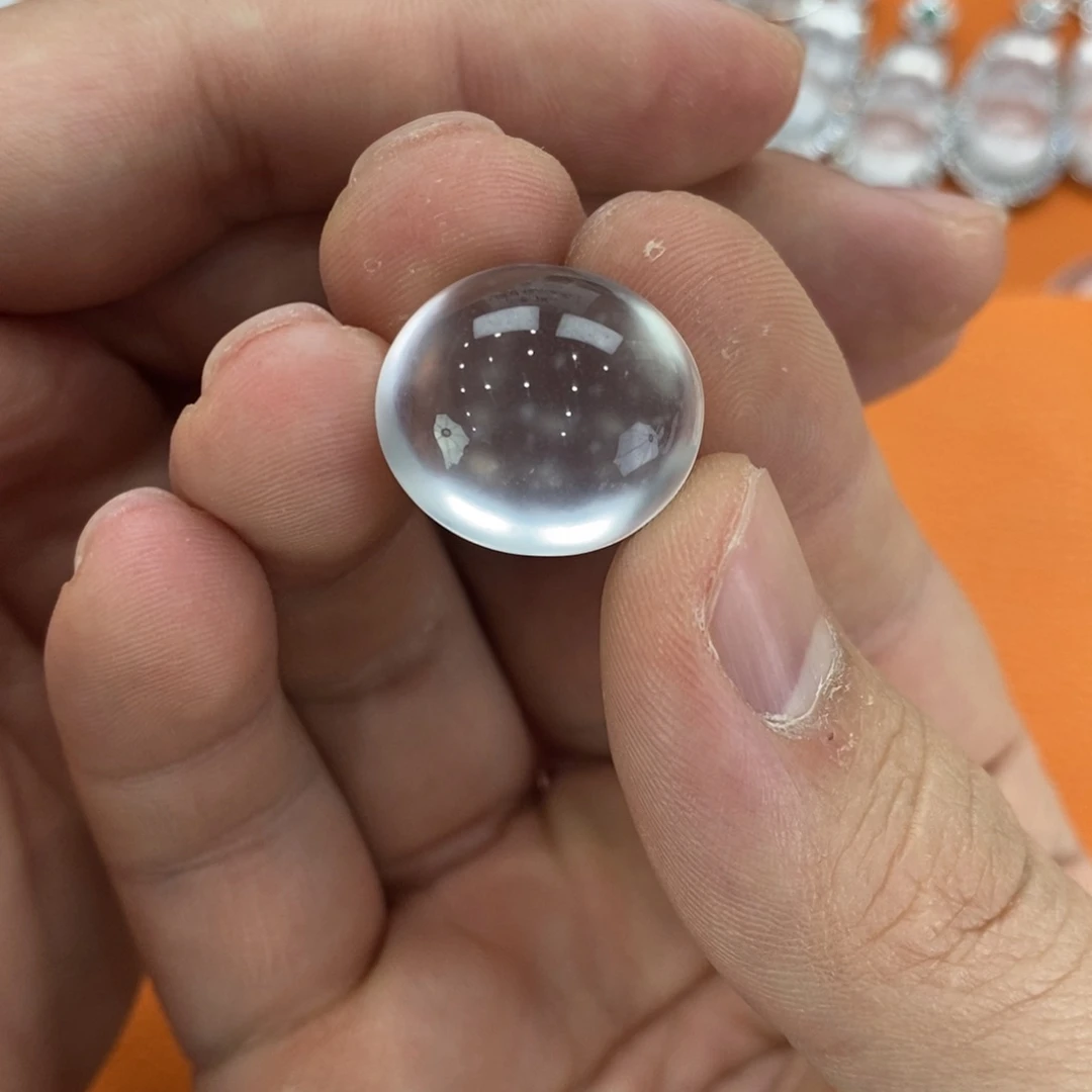 石英质玉吊坠(赠链)未镶嵌重*