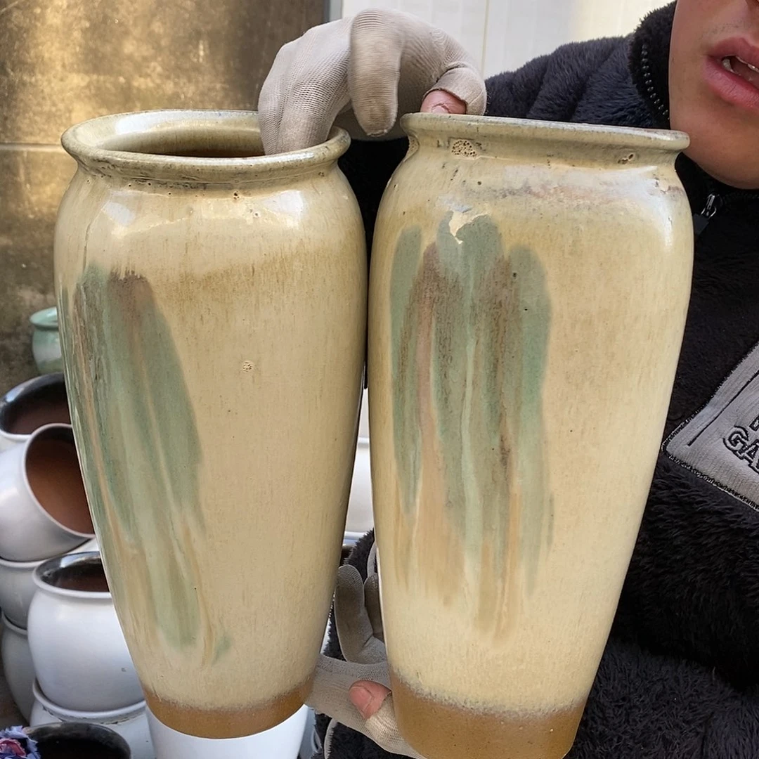 紫砂花盆口12高31暇疵