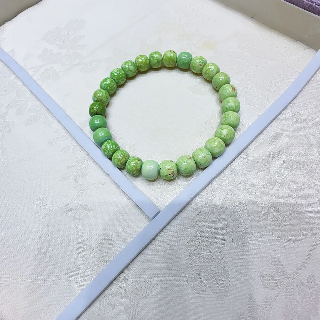 未镶嵌绿松石原矿绿松石