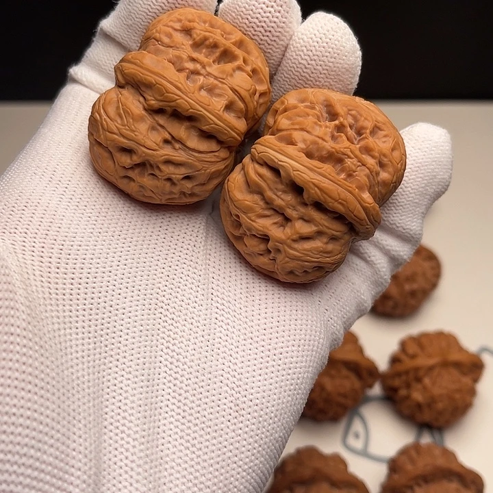 文玩核桃把件44元宝