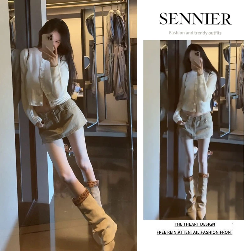 今年流行穿搭女2025早秋新款气质百搭短款针织开衫显瘦短裙两件套