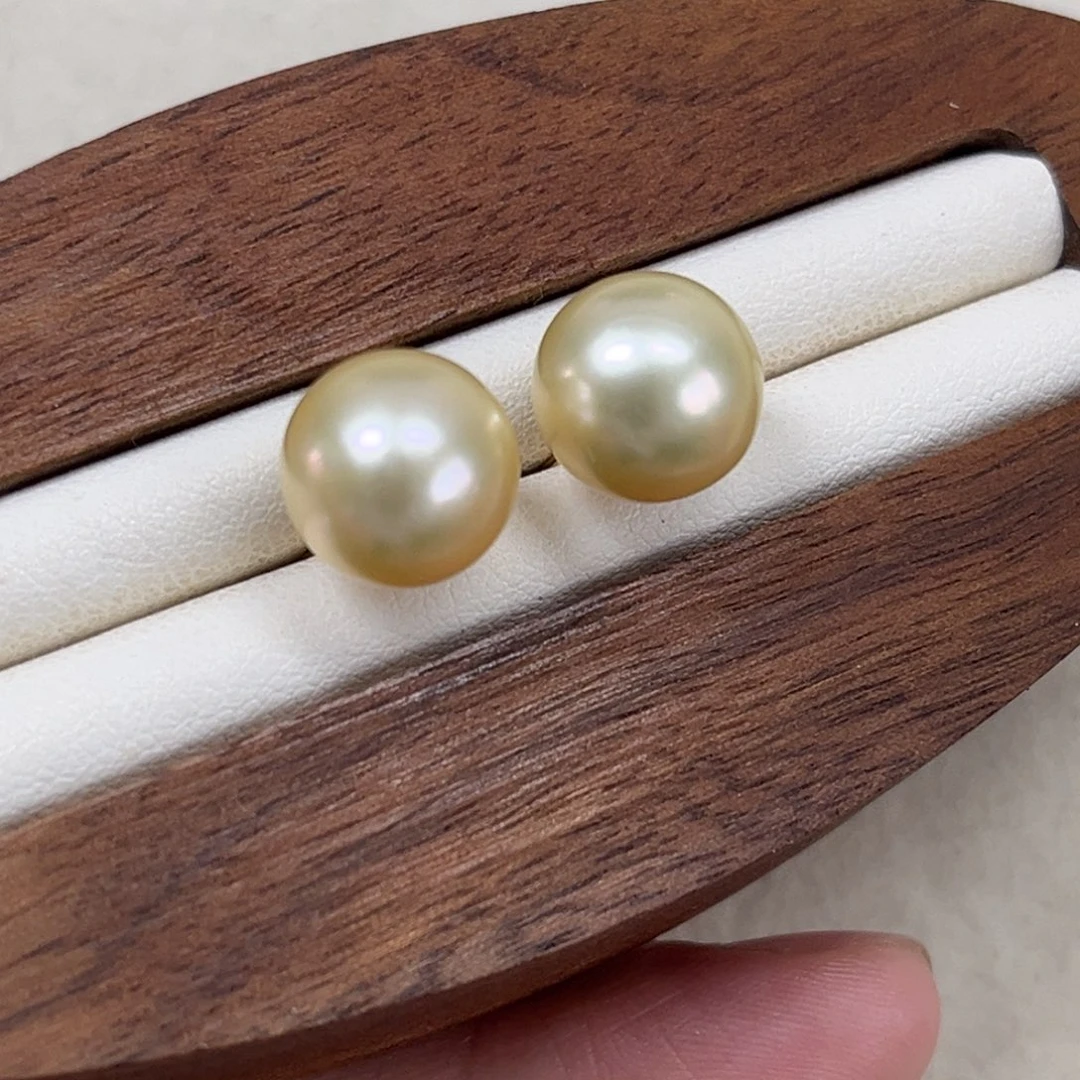 耳饰海水珍珠18K金镶嵌10-11mm