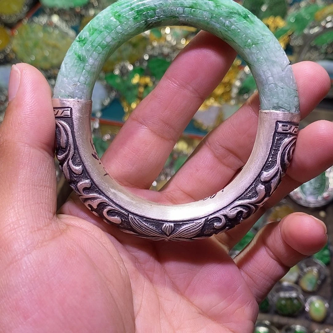 无非金属58.4圈口半镯