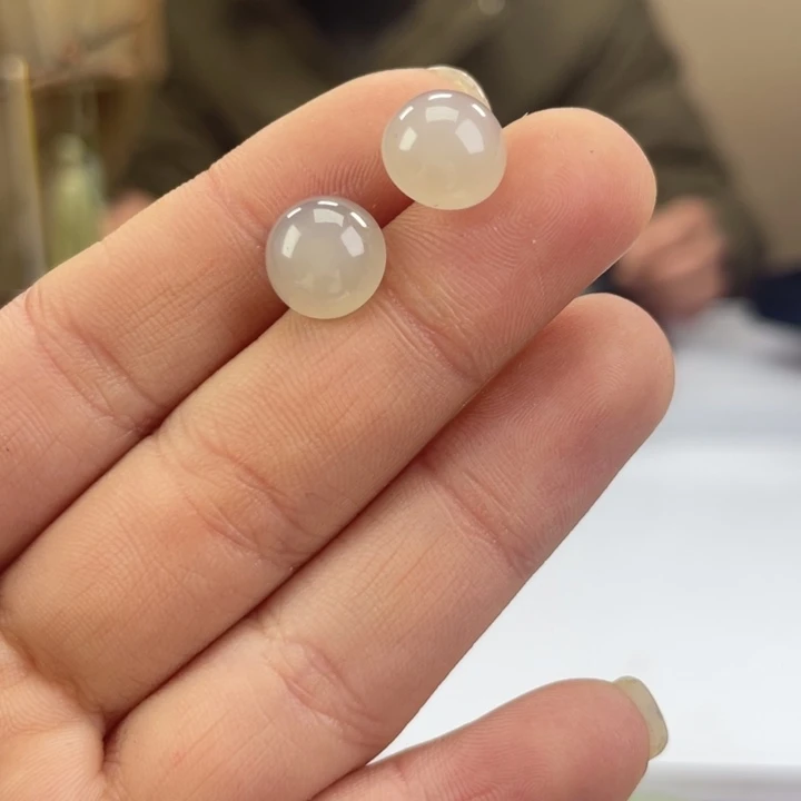 和田玉18K金镶嵌颈饰