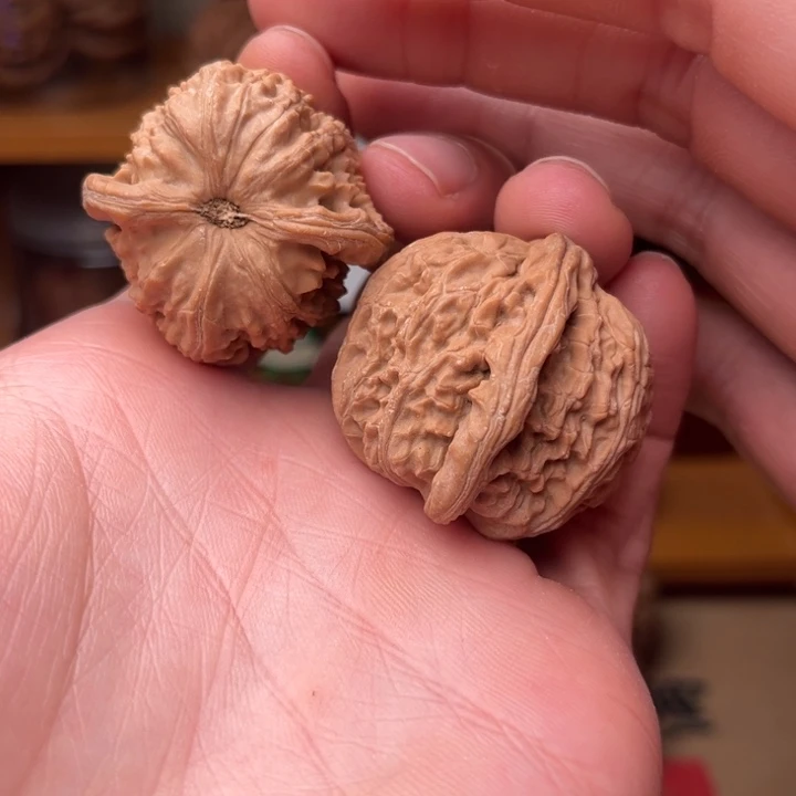 吊坠文玩核桃37球白（1）