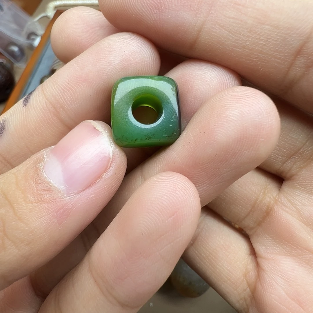 未镶嵌玛瑙/玉髓珠宝半成品