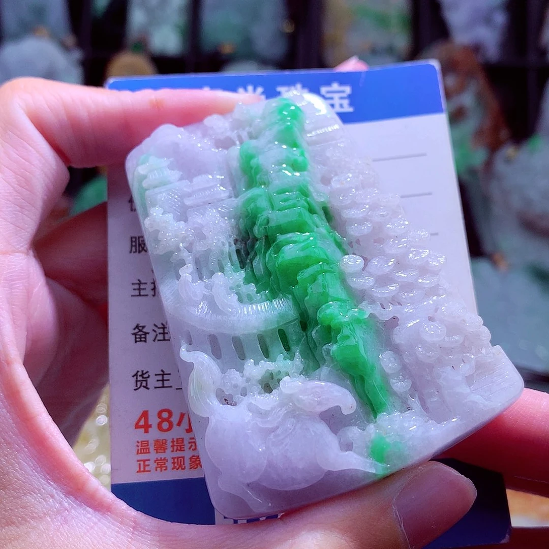 颈饰未镶嵌翡翠天然