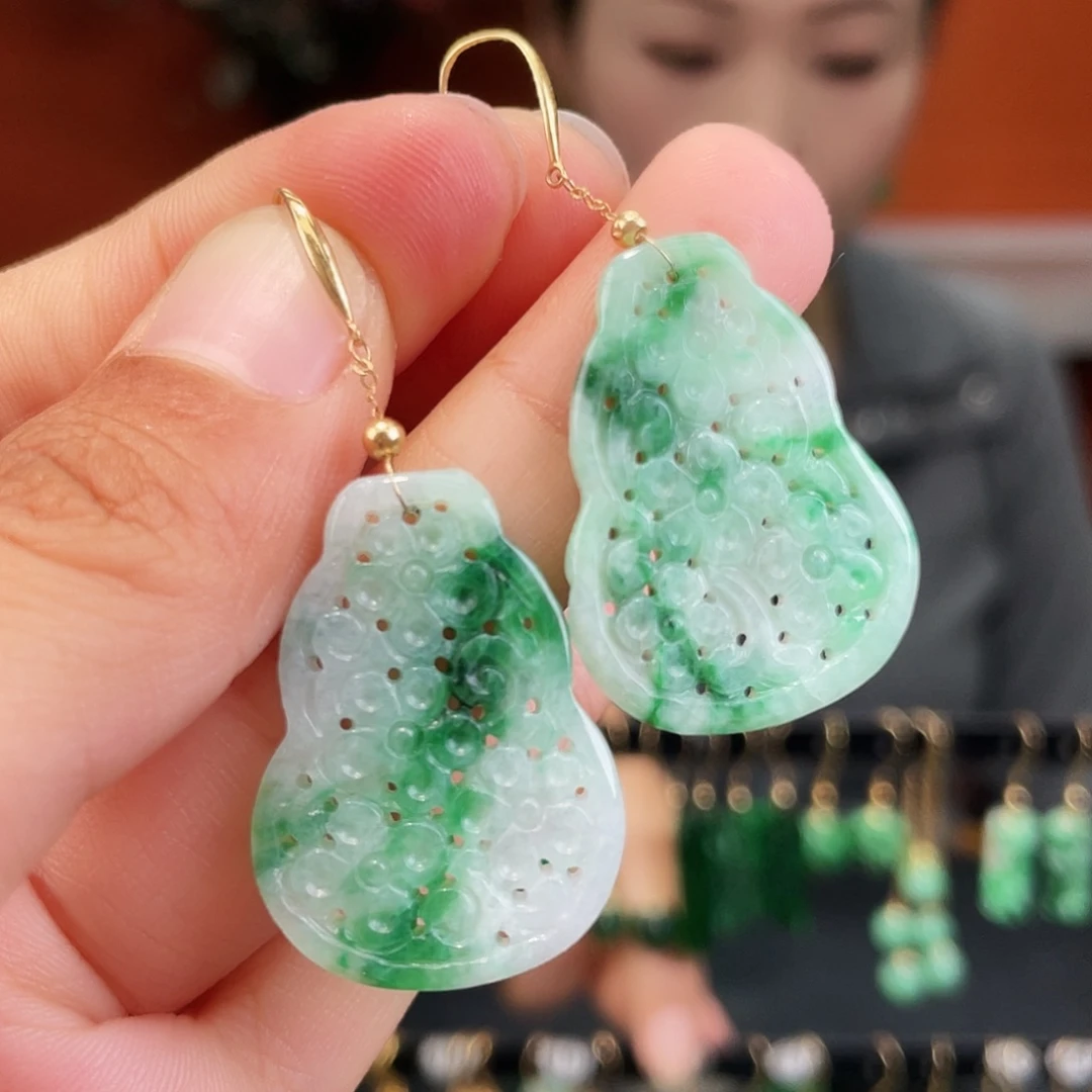 翡翠18K金镶嵌耳饰