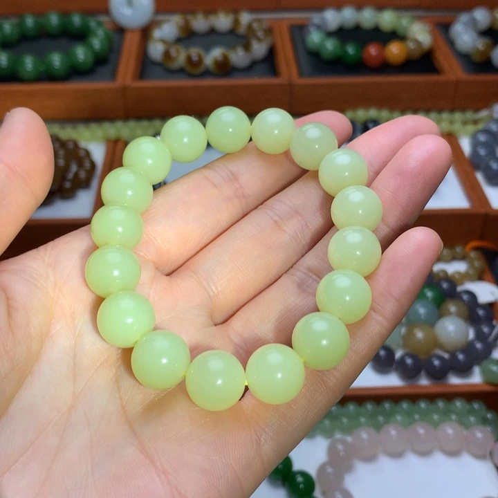 和田玉手串未镶嵌