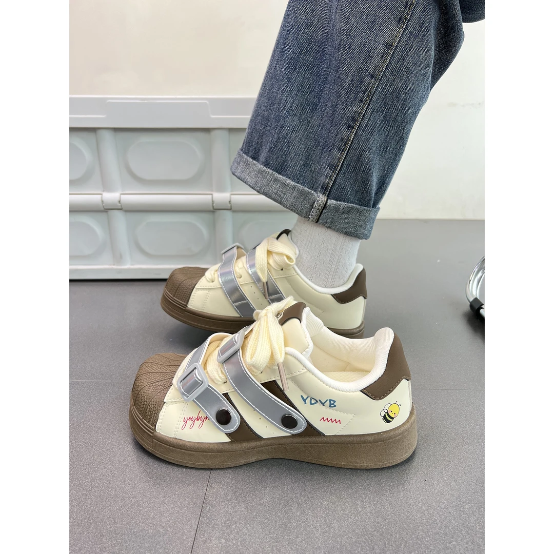 【万达撤柜】美拉德丑萌贝壳头板鞋女2025秋季新款厚底运动休闲鞋