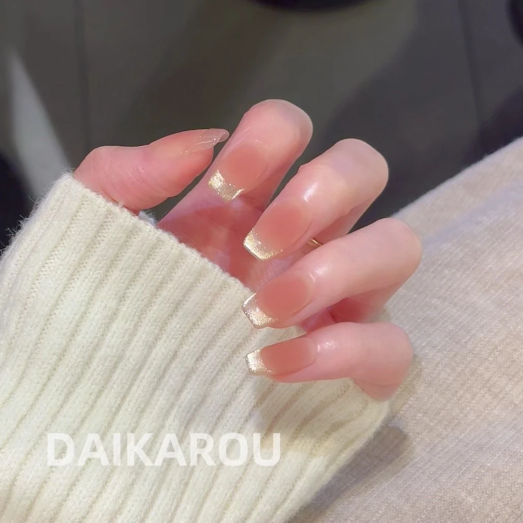 砂光莓莓 黛卡柔 预售 新甲型 此度 短椭圆 中椭圆手工穿戴甲10片