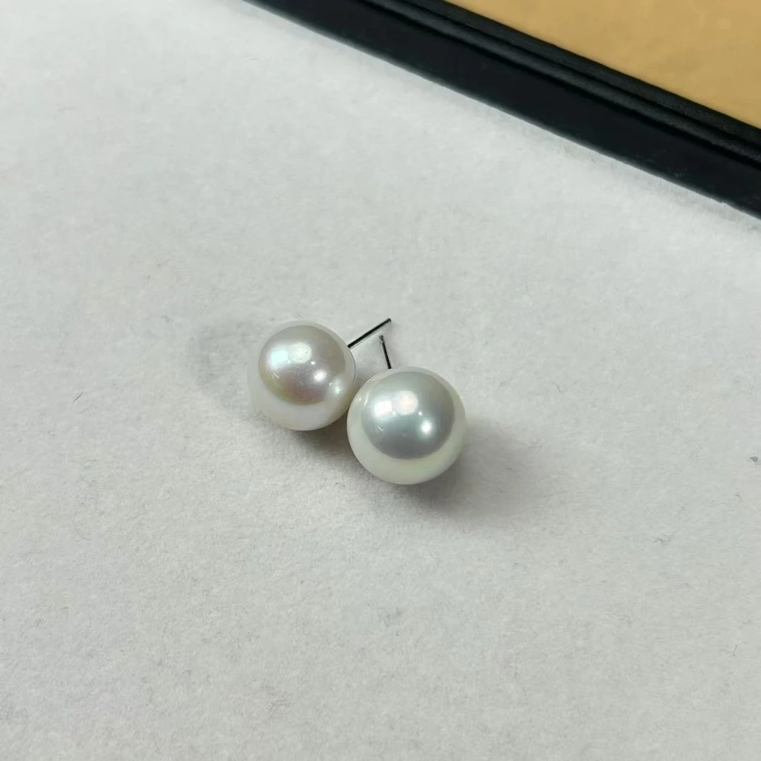 【睿泽鉴宝】S925银淡水有核珍珠大点位耳钉多样性发一/有瑕 V0120