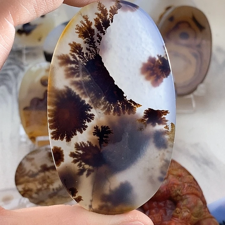 玛瑙/玉髓颈饰未镶嵌