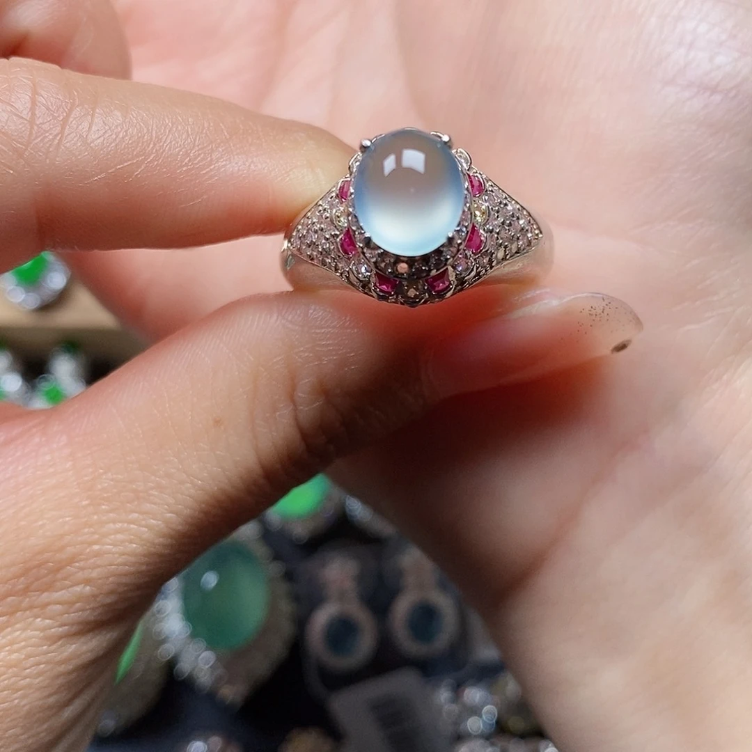 翡翠戒指未镶嵌翡翠戒指