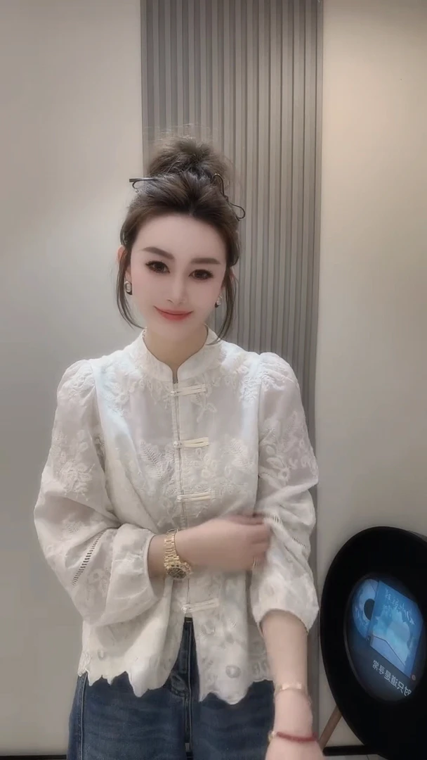 优雅盘扣设计蕾丝花边衬衣衬衫高品质女装早春新款上衣小衫时尚
