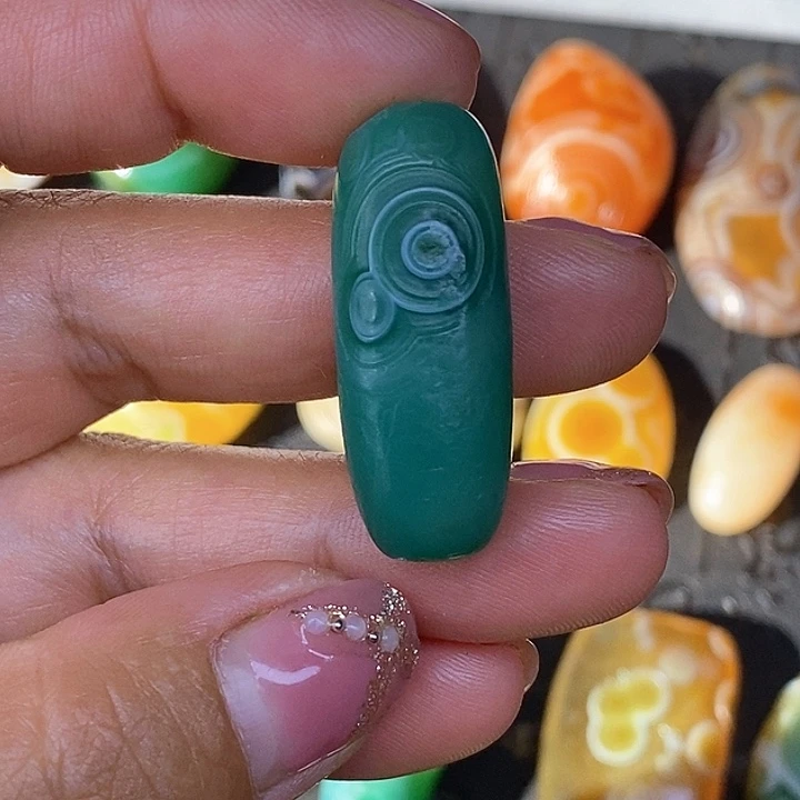 配珠单眼无孔奇石饰品