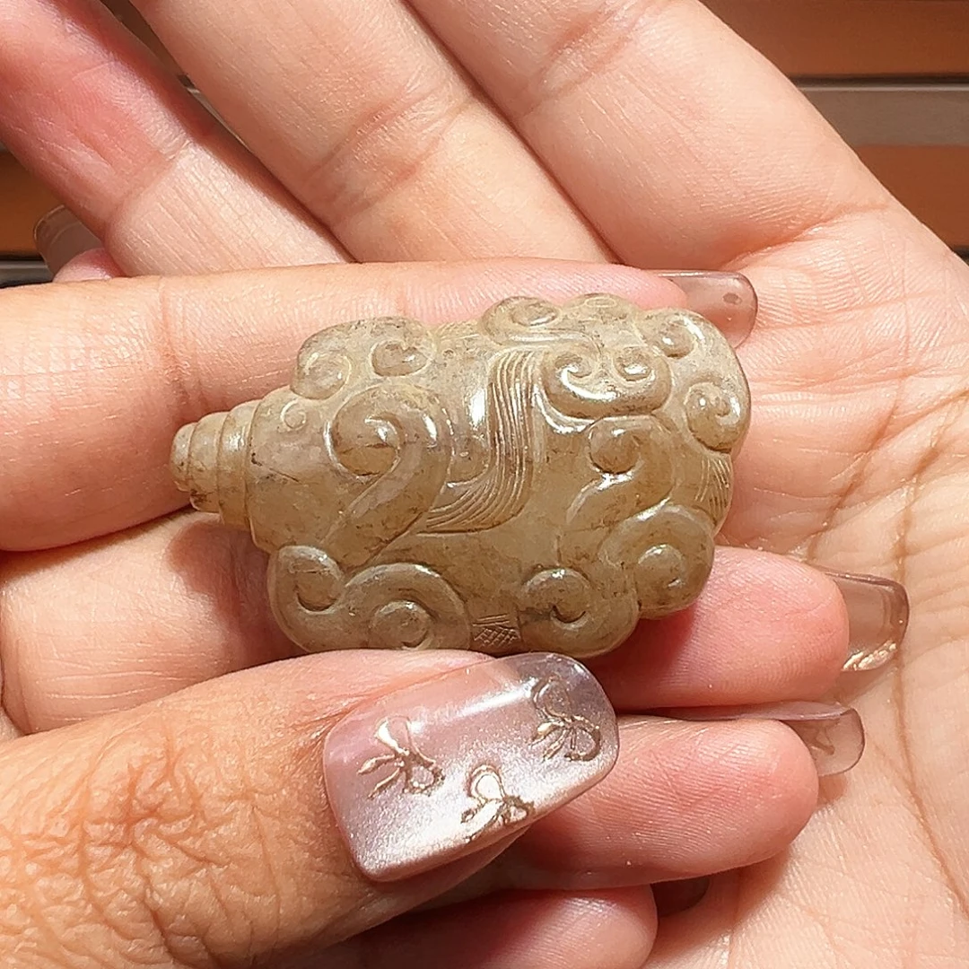 蓝***河和田玉未镶嵌挂件