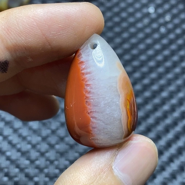 玛瑙/玉髓颈饰未镶嵌文****斯