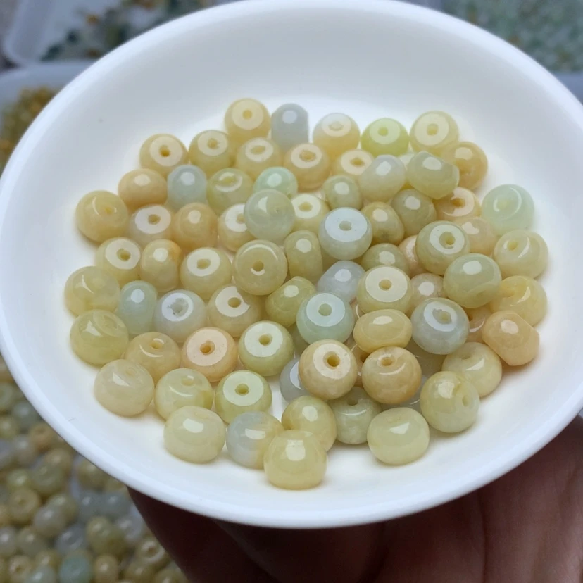 【闪购商品】翡翠手链未镶嵌卡5.5乘8.8冰黄鼓珠33颗