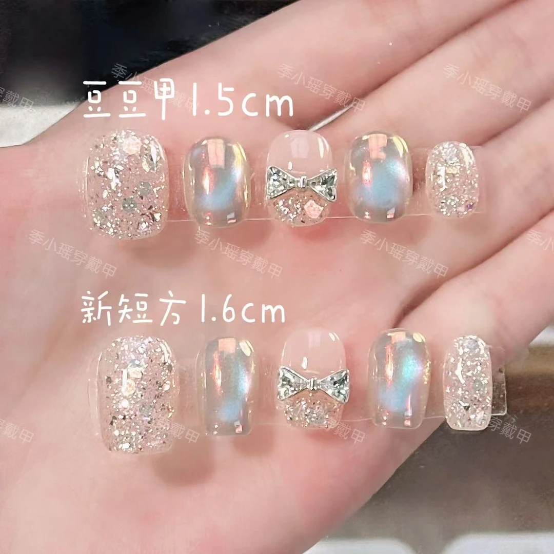 【极光海莉】2025新品轻奢纯手工穿戴甲极光猫眼爆闪显白气质美甲