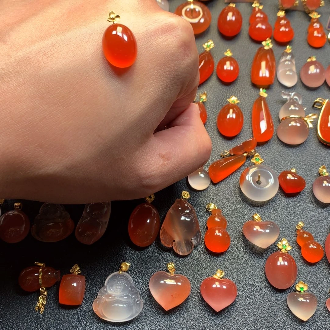 南红玛瑙未镶嵌项链