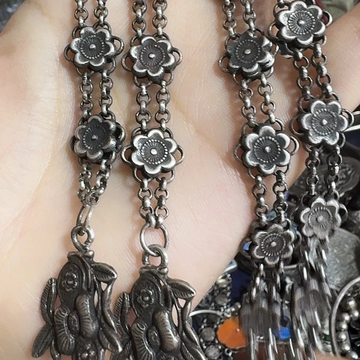 勿****无非金属梅花链足银