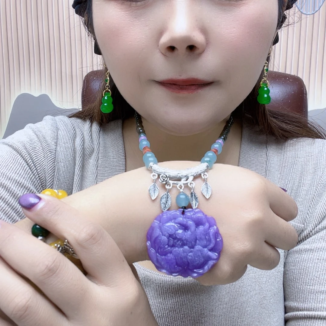 翡翠未镶嵌颈饰项链