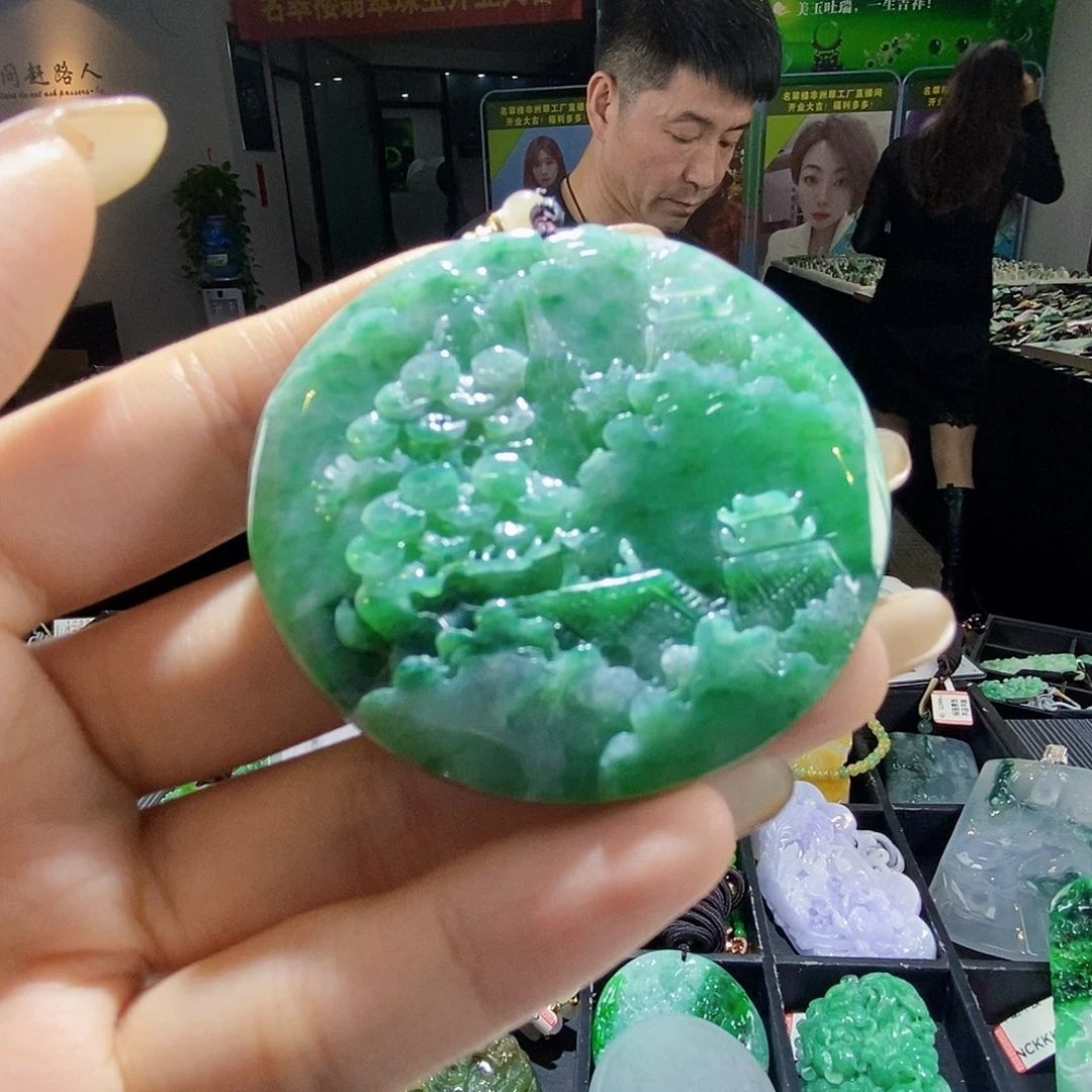 颈饰未镶嵌翡翠翡翠