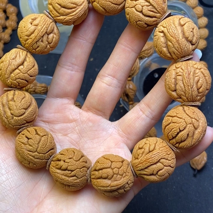 吊坠桃核秦岭龙纹桃核23尺寸