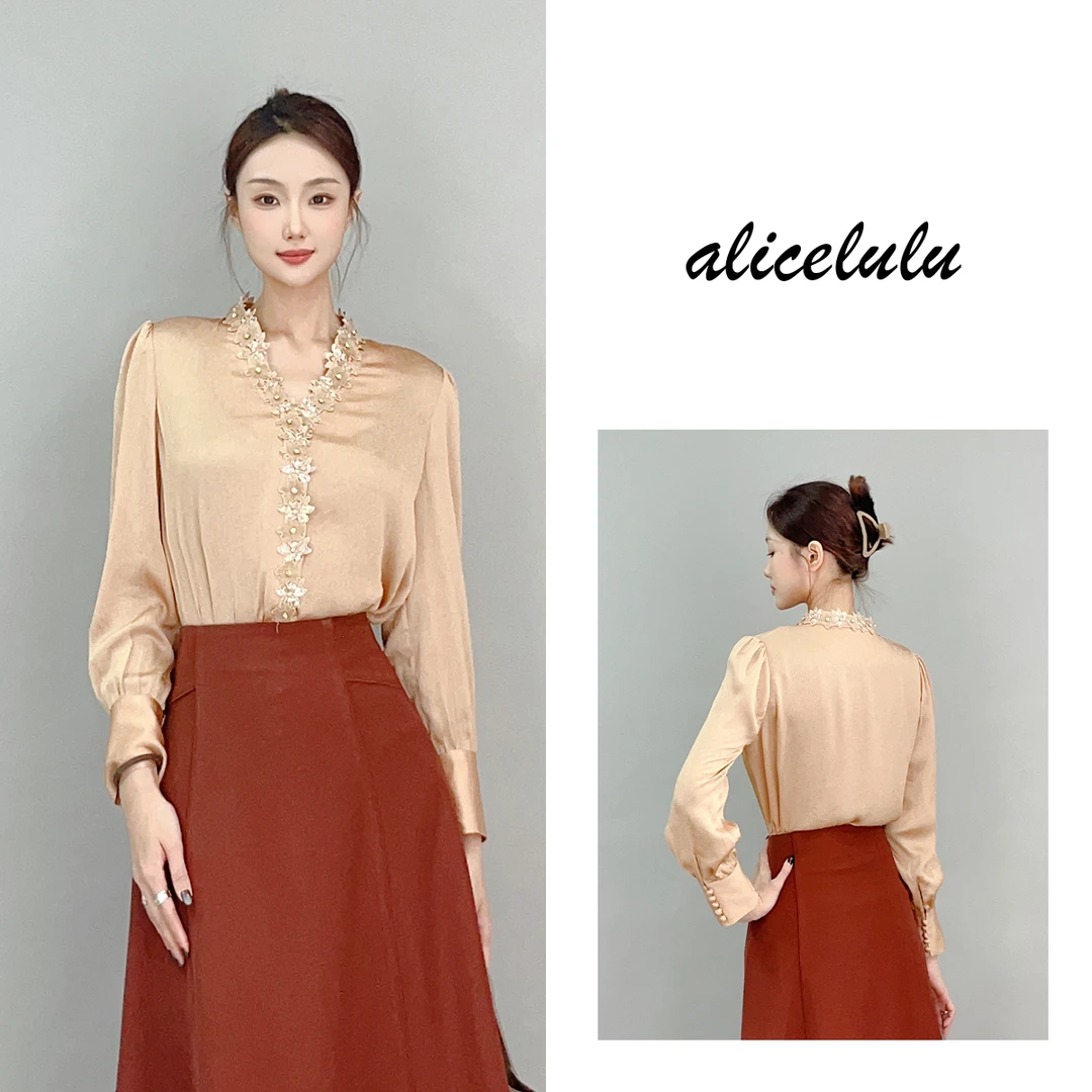 6 ALICE “温柔之花”衬衫 肌理缎面 立体花边 S2141900Q