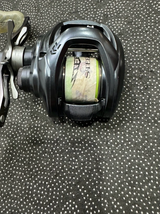 97#路亚水滴轮，蜘蛛竞技左手8.1轻微痕迹极微齿感裸轮