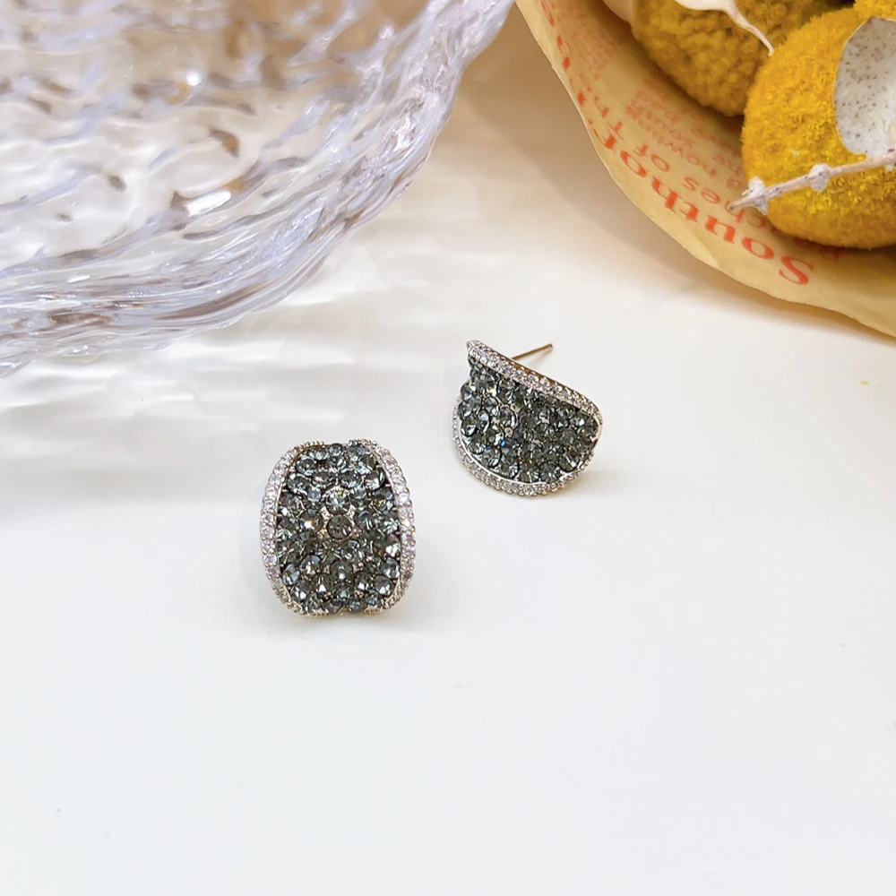 铜合金仿水晶耳饰 银针 05911 好啊商店 半圆满钻耳钉