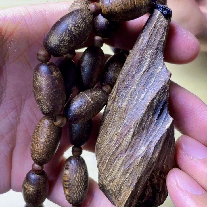 沉香沉香碎屑黄油格虫漏