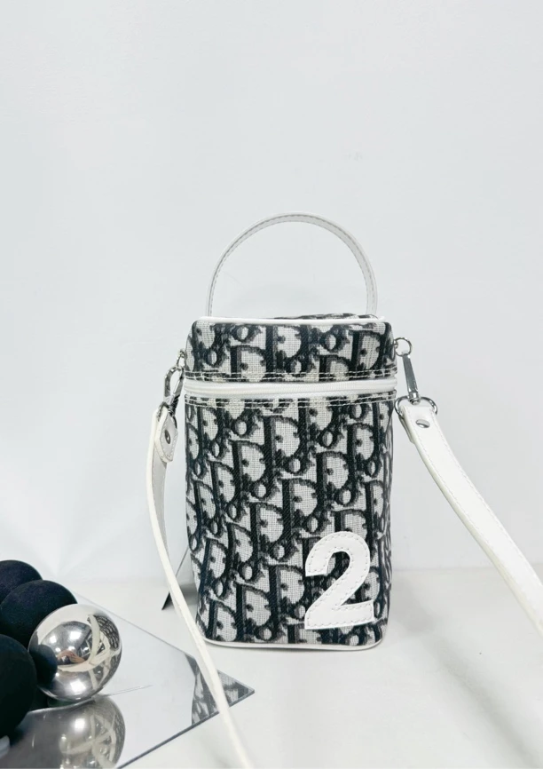 95新 DIOR/迪奥 蓝色老花圆筒相机包 手拿包