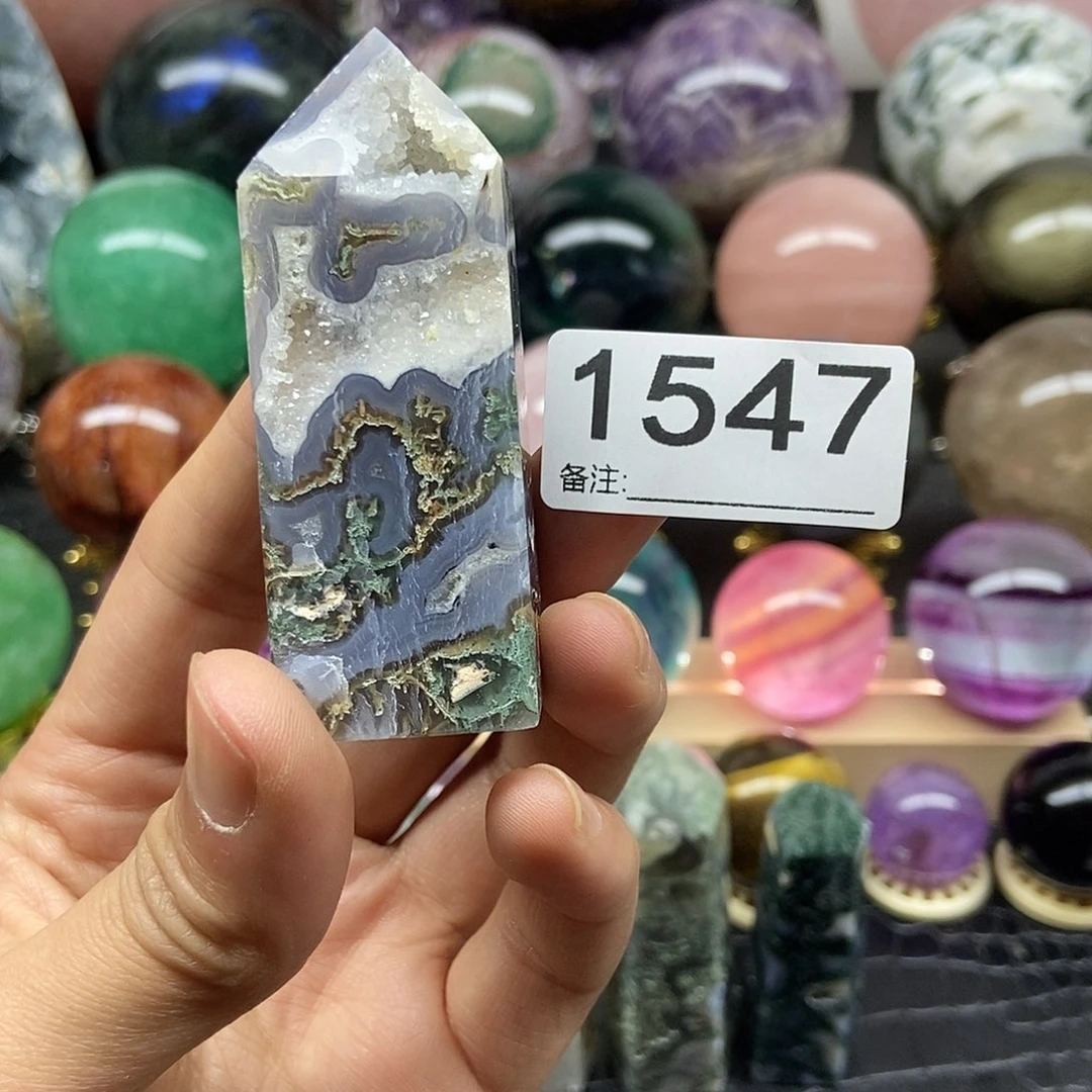 水晶摆件未镶嵌骑****布摆件