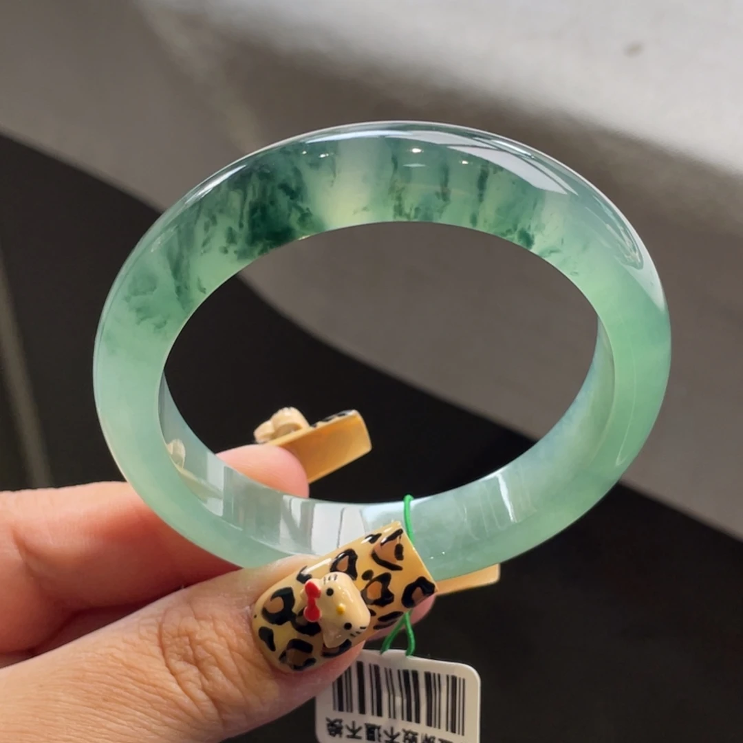 翡翠未镶嵌手镯【包容捡漏】冰透湖水绿飘花正圈手镯