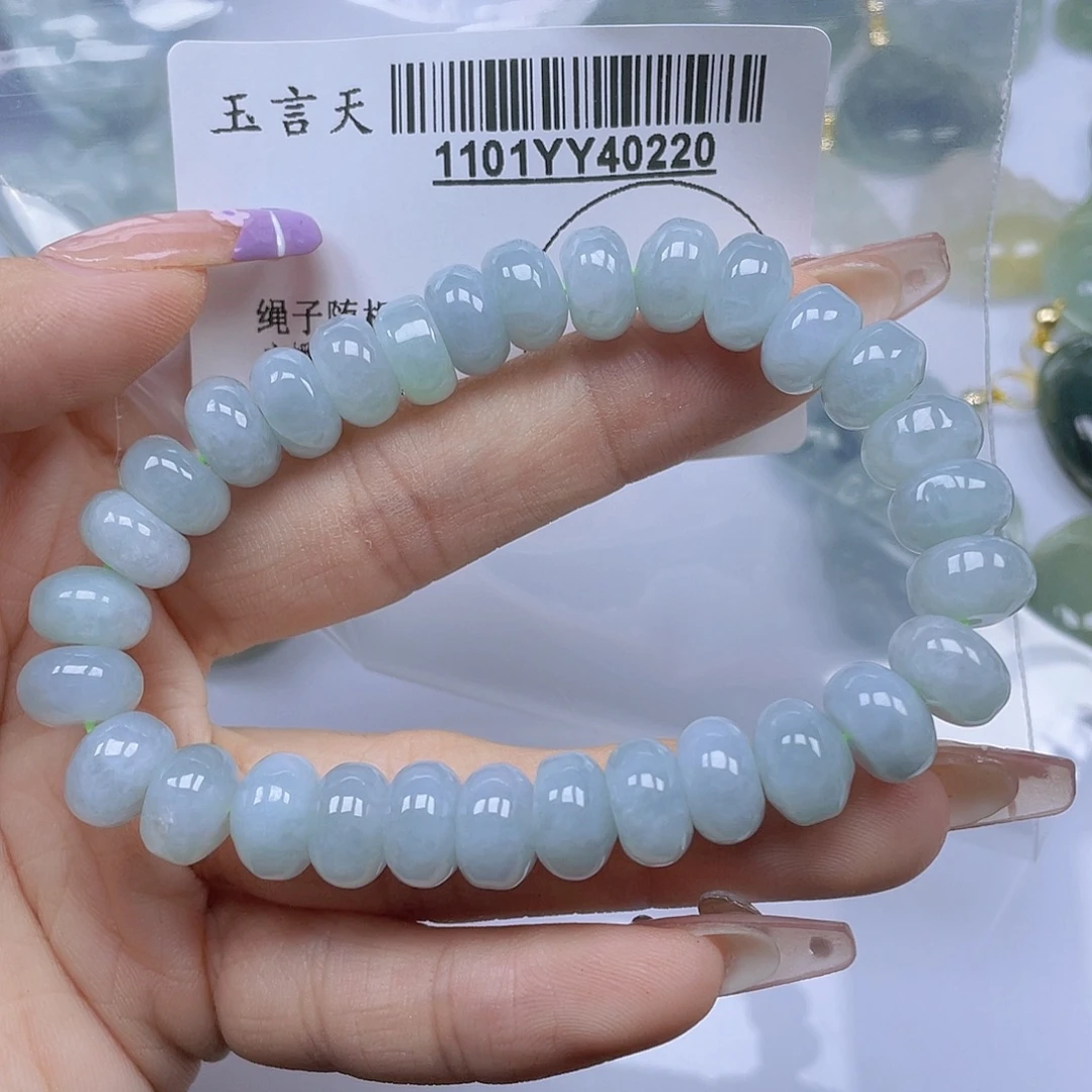 翡翠未镶嵌吊坠(不含链)多样性发其一