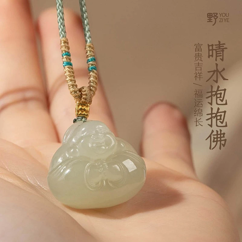 和田玉佛公吊坠高级感晴水抱抱佛玉坠女真品玉石编绳玉佛项链新款