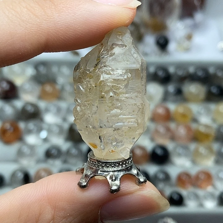 未镶嵌水晶颈饰满油权杖
