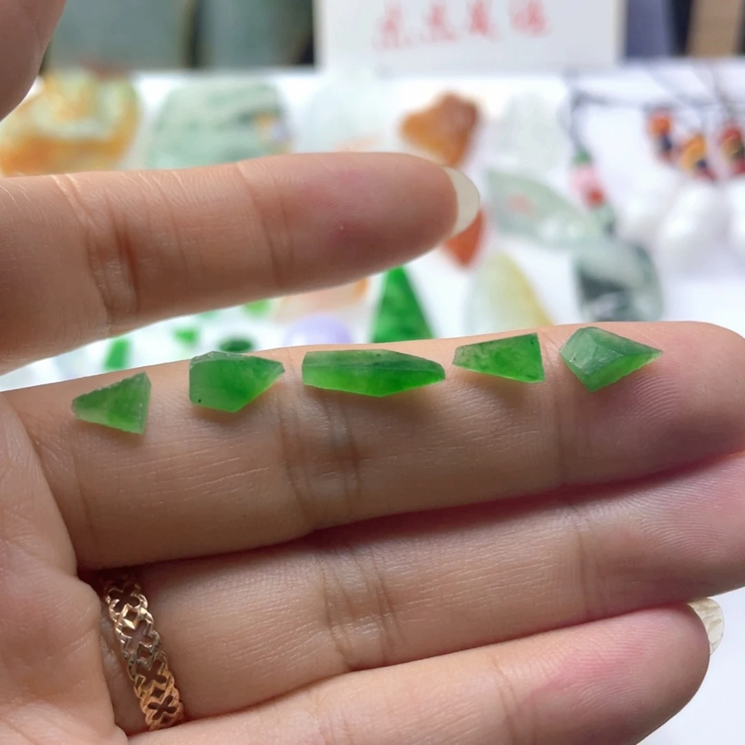 未镶嵌定制翡翠天然缅甸翡翠