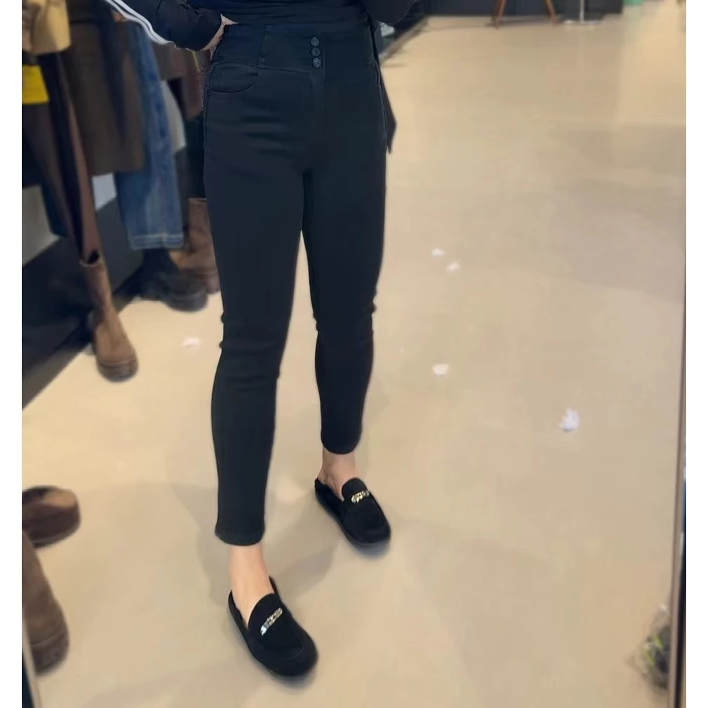 168欧韩集合店| 黑色小脚裤， 高腰排扣！打造利落大长腿H21076