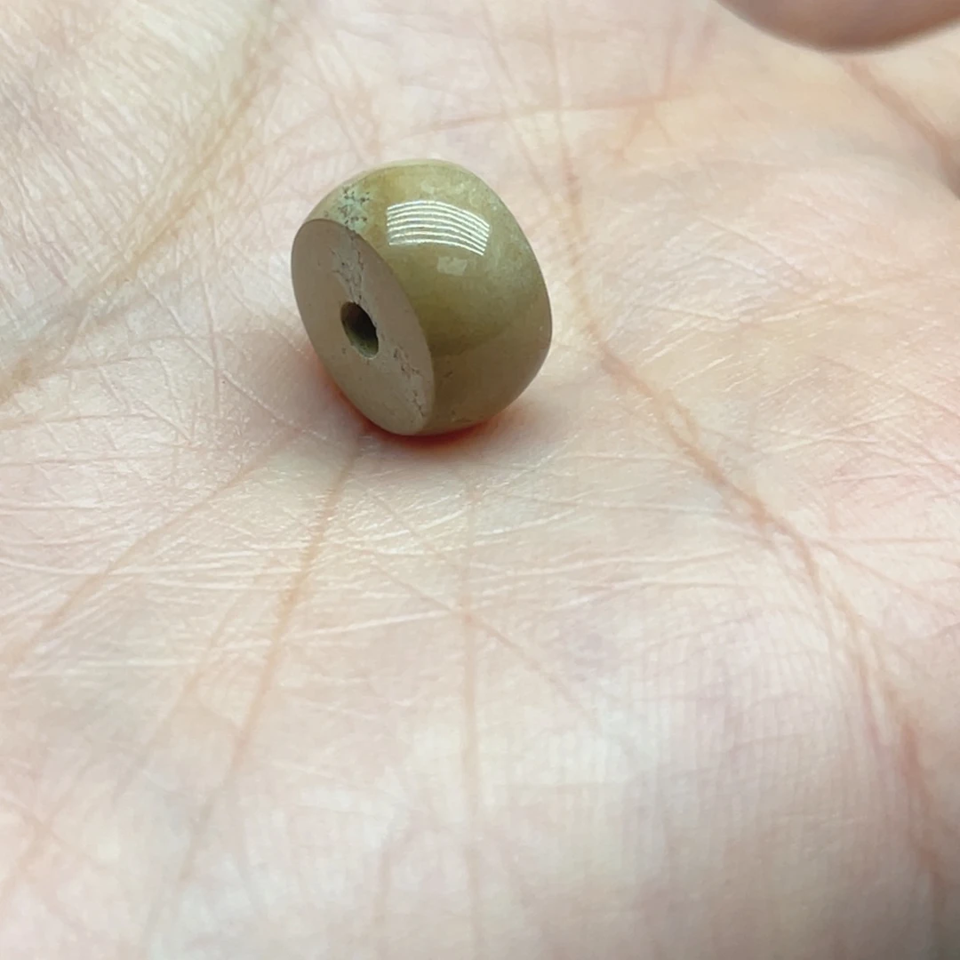 南红玛瑙未镶嵌珠宝奇石