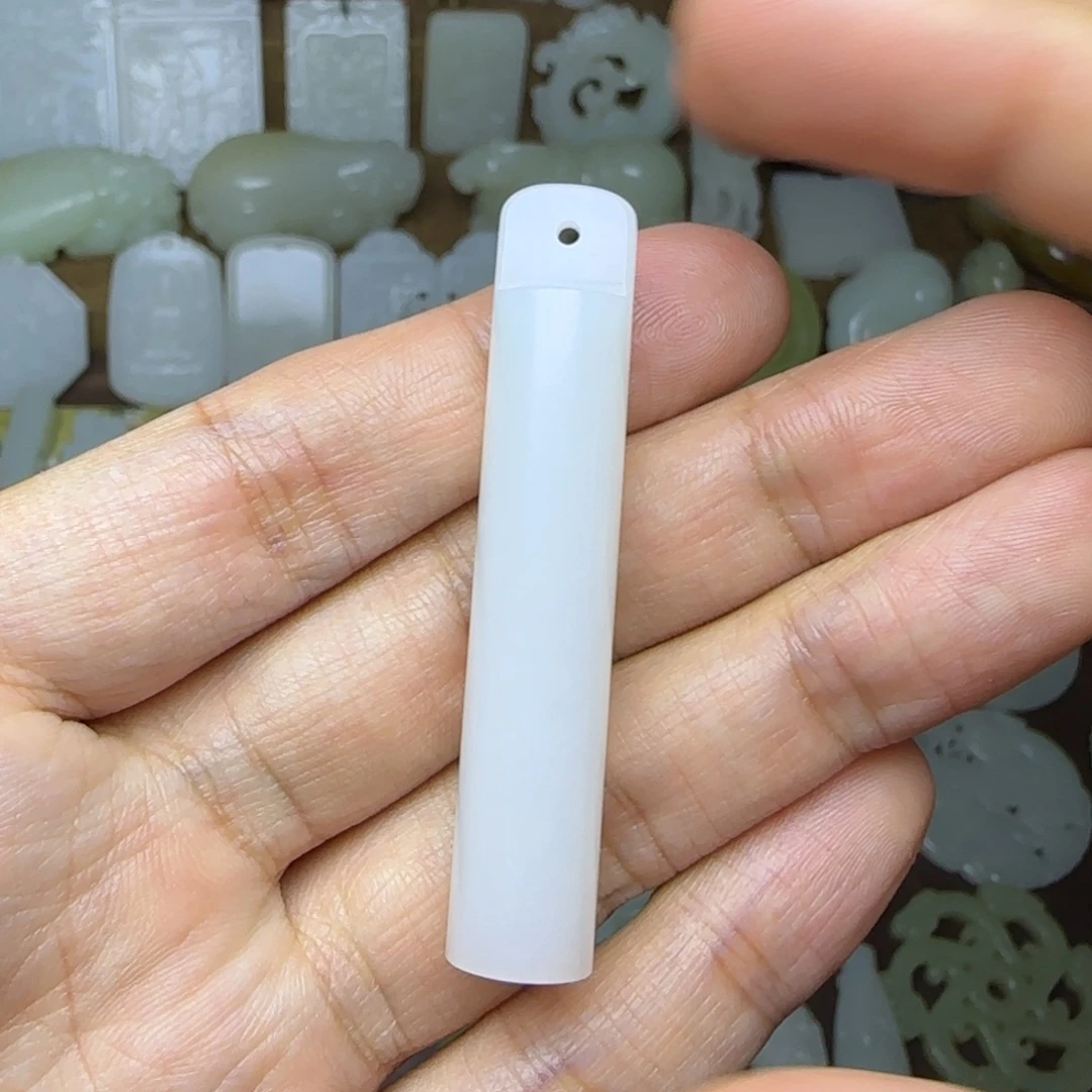 和田玉未镶嵌挂件翎管
