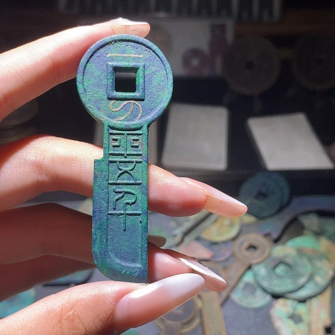 ***ㅤ铜现代仿制工艺品