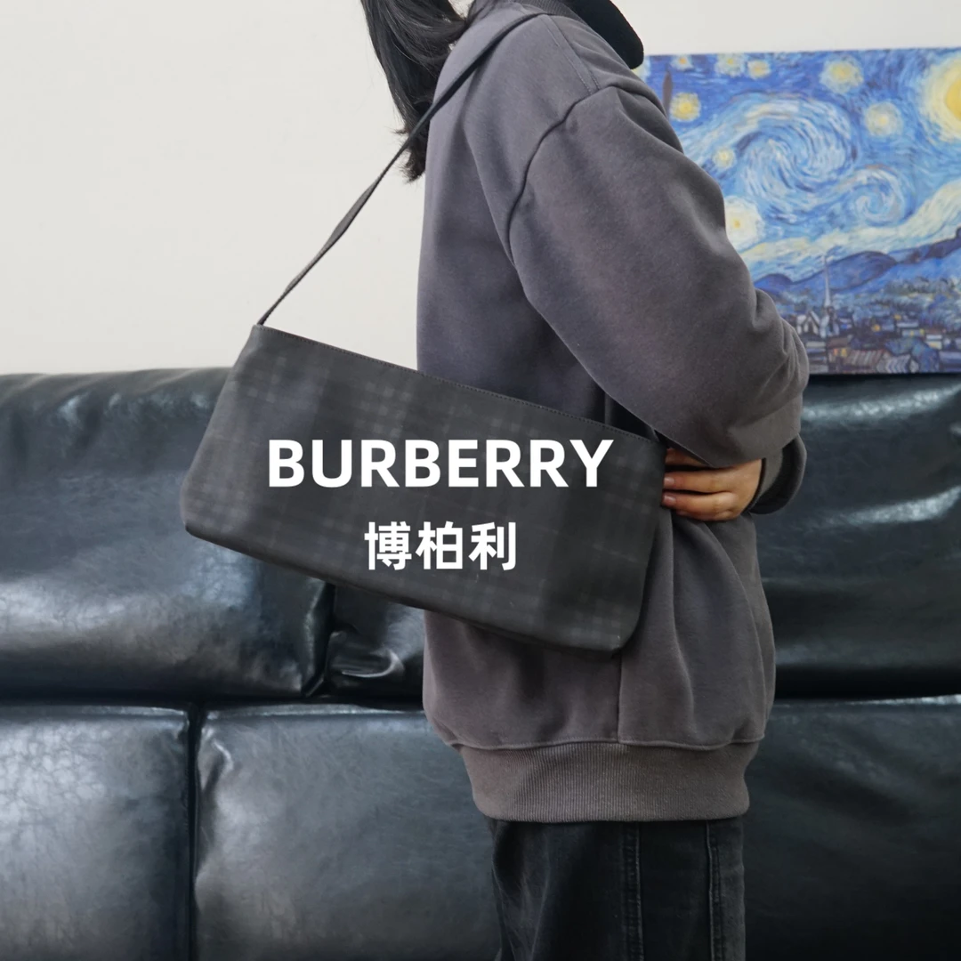 95新 BURBERRY/博柏利  格纹单肩包/FYHD02208916/8916
