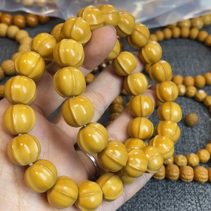 街***角吊坠猴头核桃猴头